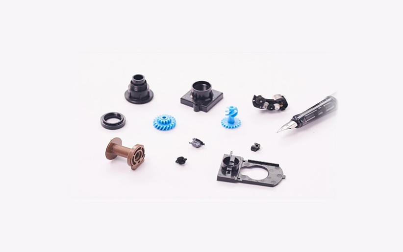 定制嵌件成型件